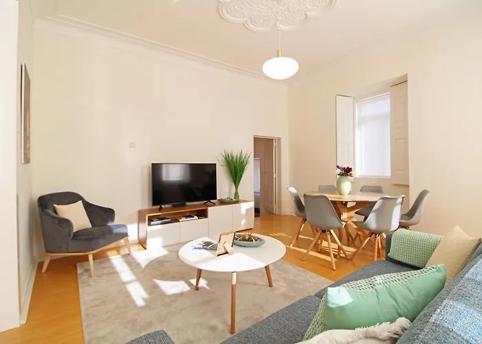 O Beco - In The Heart Of The Of * فيانا دو كاستيلو